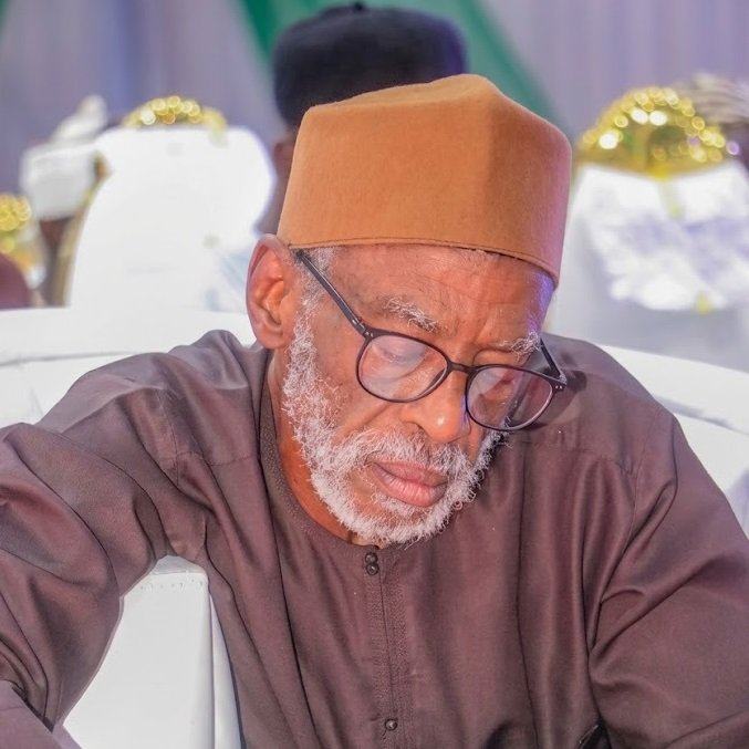Nafiu Baba Ahmed, mni